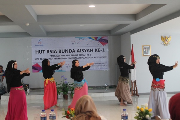 Penampilan peserta Hand Hygiene Dance Competition